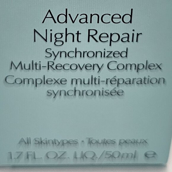 Estee Lauder Advanced Night Repair Serum - Picture 2 of 8